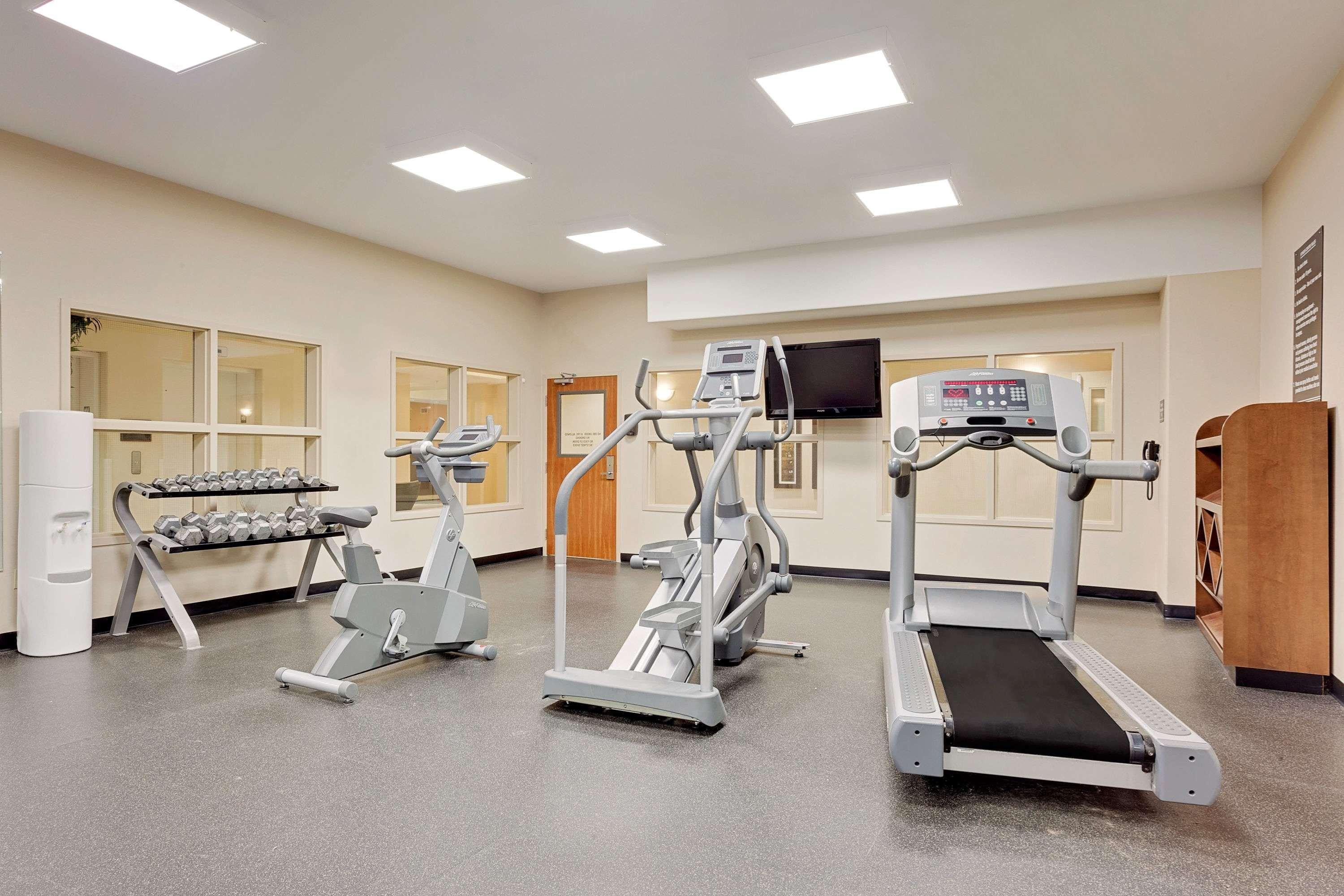 Ramada By Wyndham Lac La Biche Extérieur photo