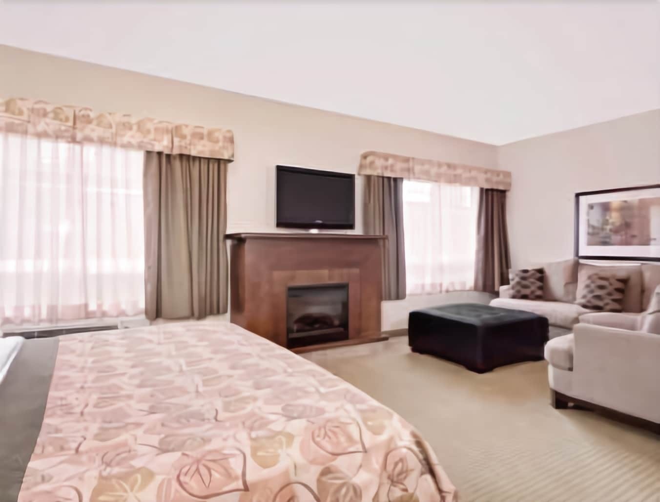 Ramada By Wyndham Lac La Biche Extérieur photo