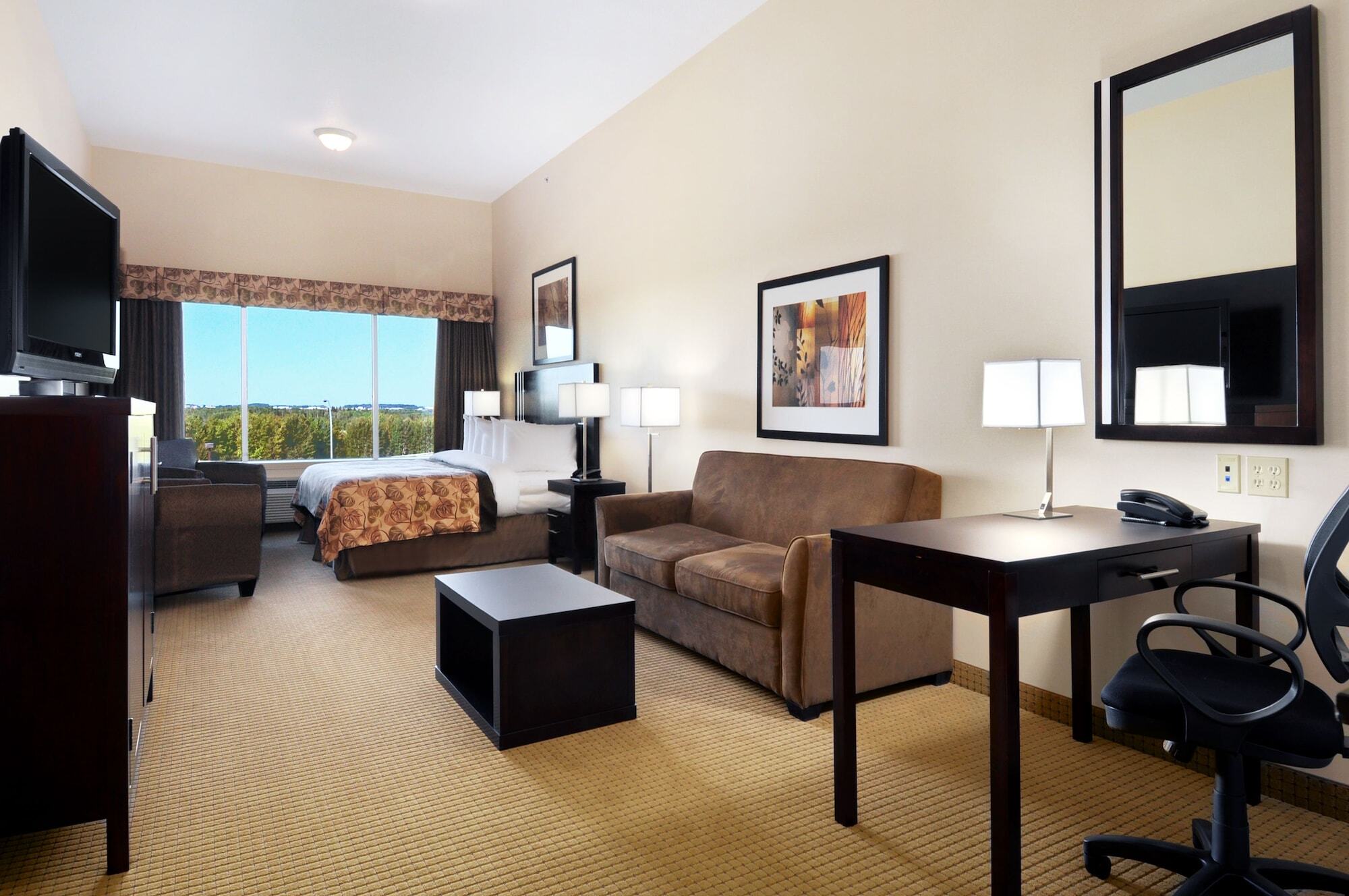Ramada By Wyndham Lac La Biche Extérieur photo